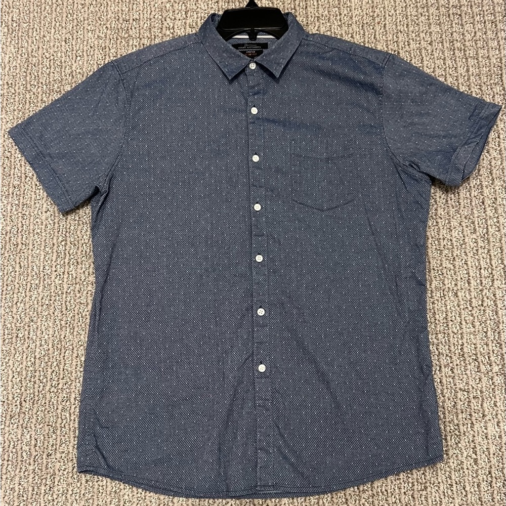 Marc Anthony Casual Dress Shirt